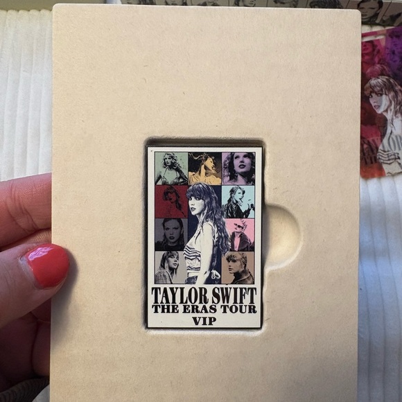 Taylor Swift The Eras Tour Merchandise Box - NEW - Picture 8 of 14